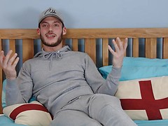 Straight & Athletic Hunk Will Pumps his Hole with 2 Dildos. Posted by: English Lads