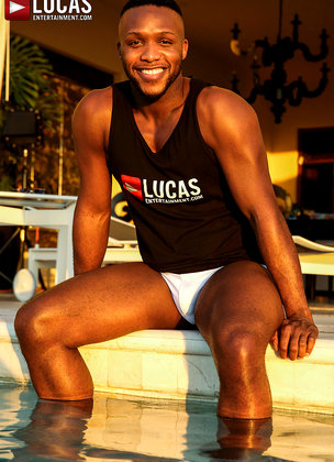 VALENTIN AMOUR RIDES ANDRE DONOVAN'S BIG BLACK COCK