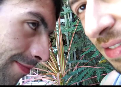 Two Hotel Strangers Agree to Fuck on Cam for Cash